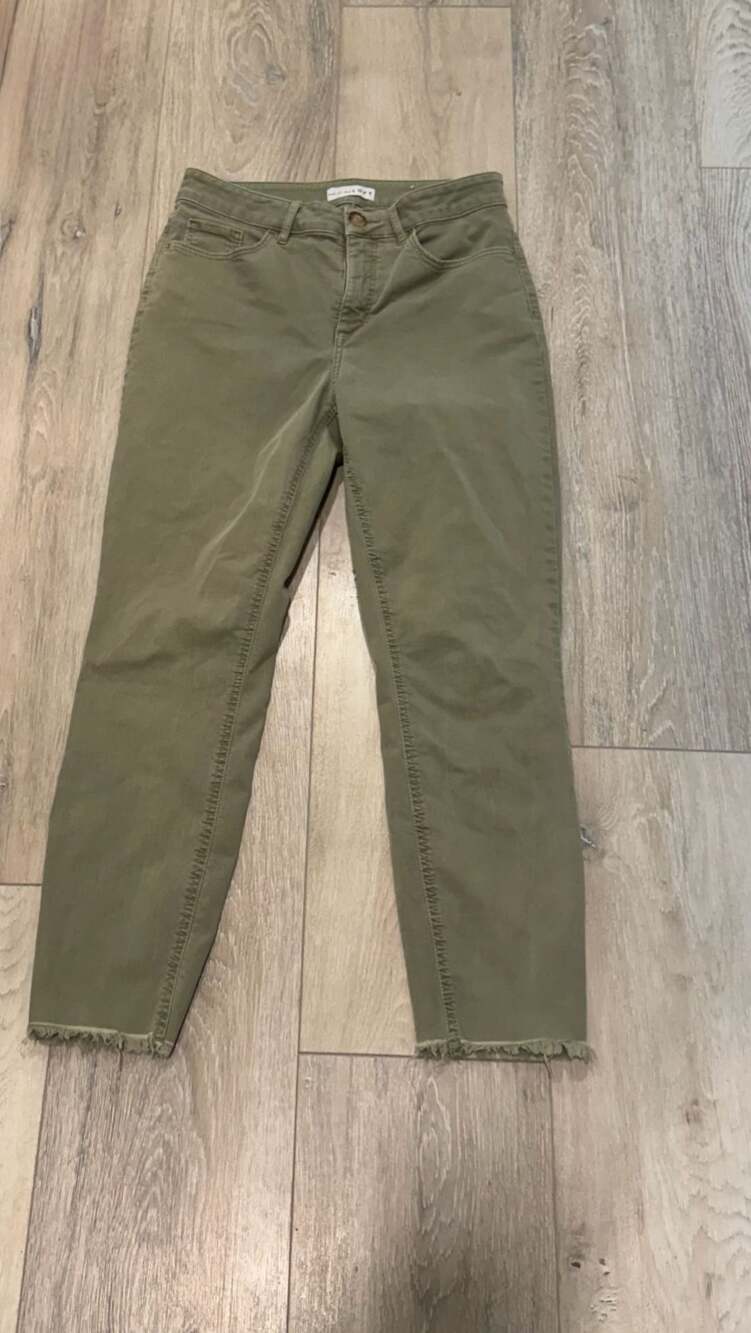 Olive Green High Rise Skinny Crop Jeans Raw Hem Casual Women’s 28/6